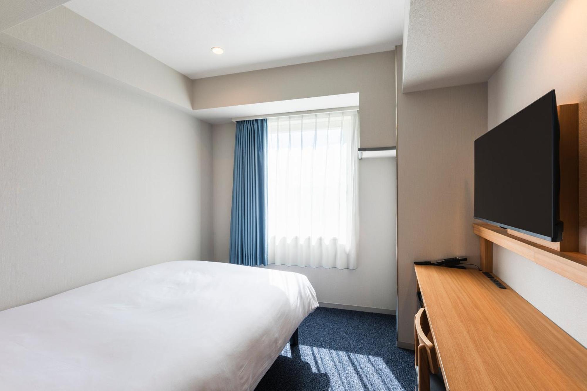 Sotetsu Fresa Inn Yokohama Totsuka Bagian luar foto