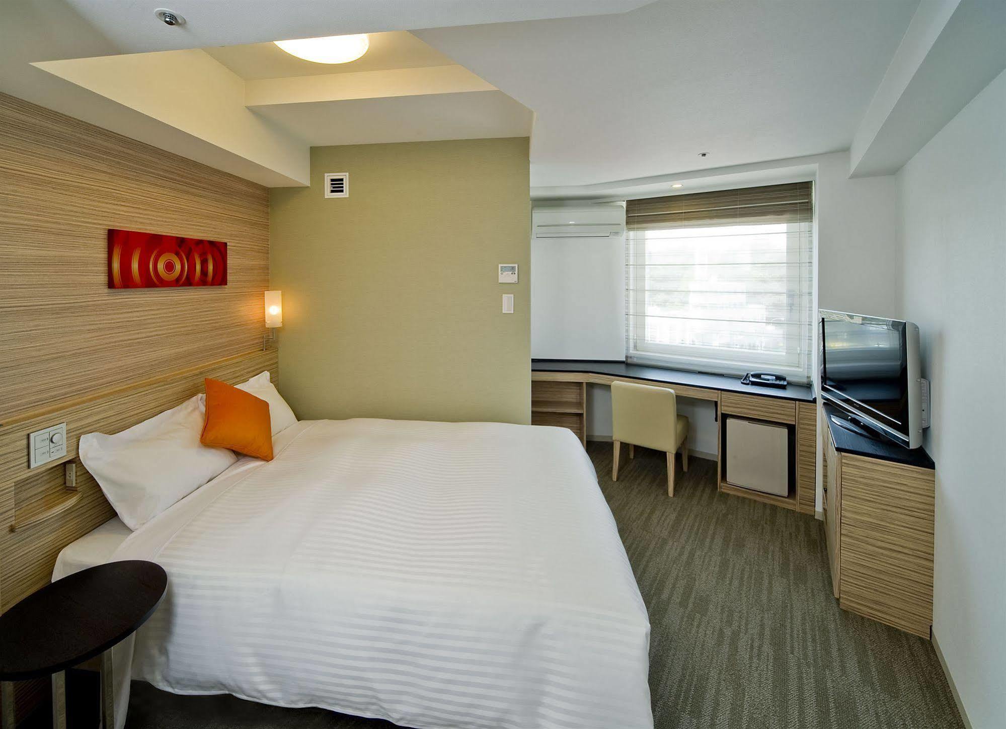Sotetsu Fresa Inn Yokohama Totsuka Bagian luar foto