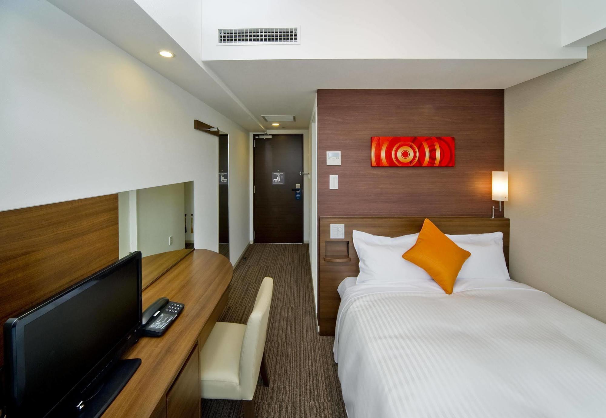Sotetsu Fresa Inn Yokohama Totsuka Bagian luar foto